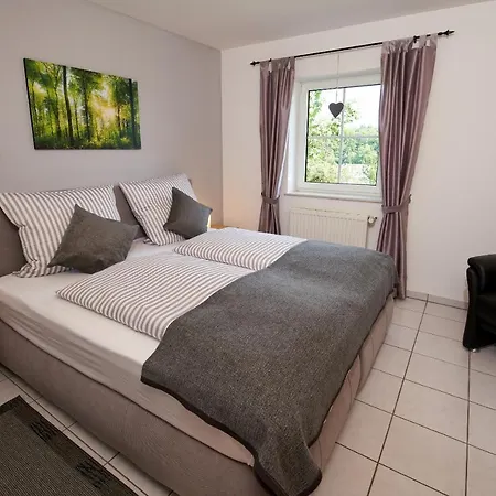 Ferienwohnung Panorama-Blick Ulmen Exterior foto